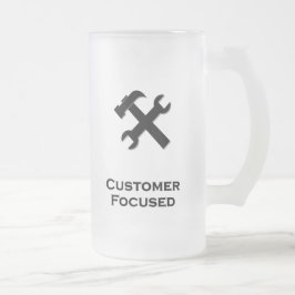 Hammer Wrench-kundens fokuserade svarta Frostat Ölglas