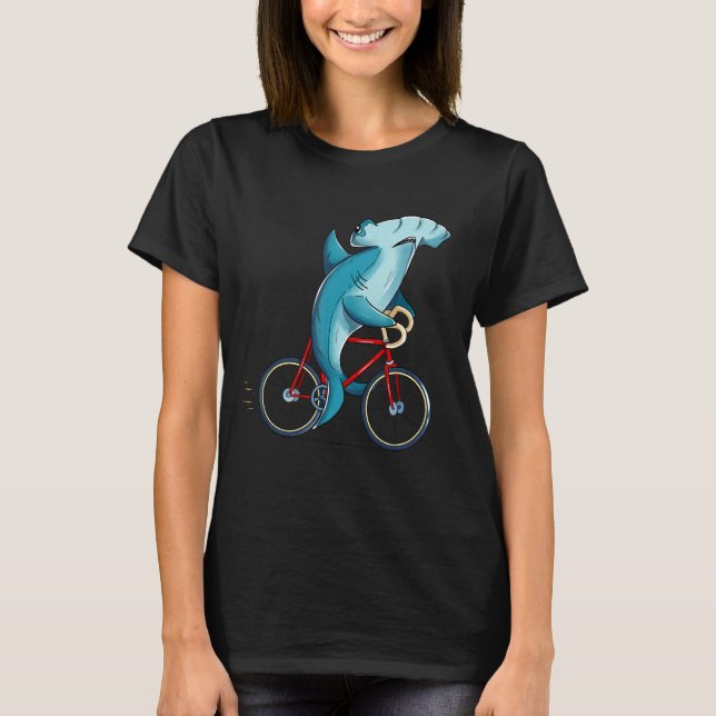 Hammerhead Shark Riding Bicycle Cute Biker T Shirt (Framsida)