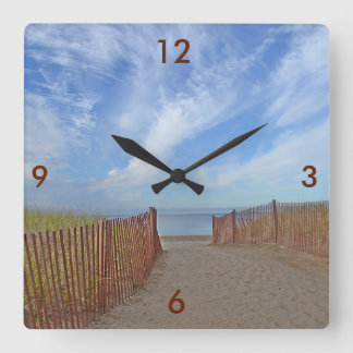 Hammonasset Beach Wall Clock Fyrkantig Klocka