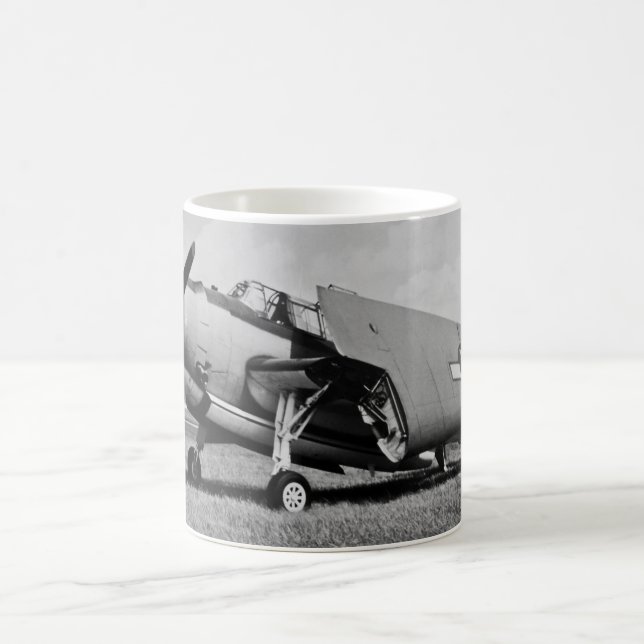 Hämnaretorpedbombplan 1945 kaffemugg (Center)