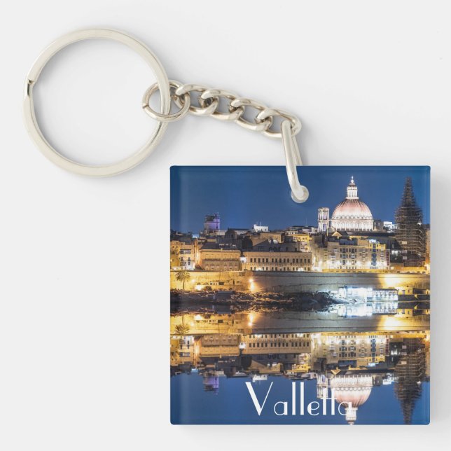 Hamnen i den gamla staden Valletta på natten (Framsidan)
