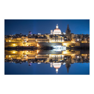 Hamnen i den gamla staden Valletta på natten Fototryck