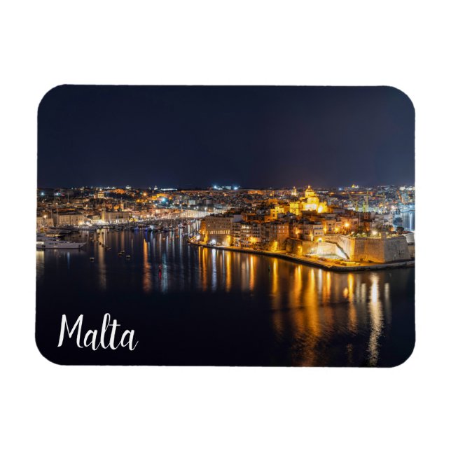 Hamnen i Malta belyses nattetid Magnet (Horisontell)