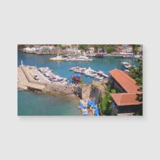 Hamnen, stranden Mermerly i staden Antalya