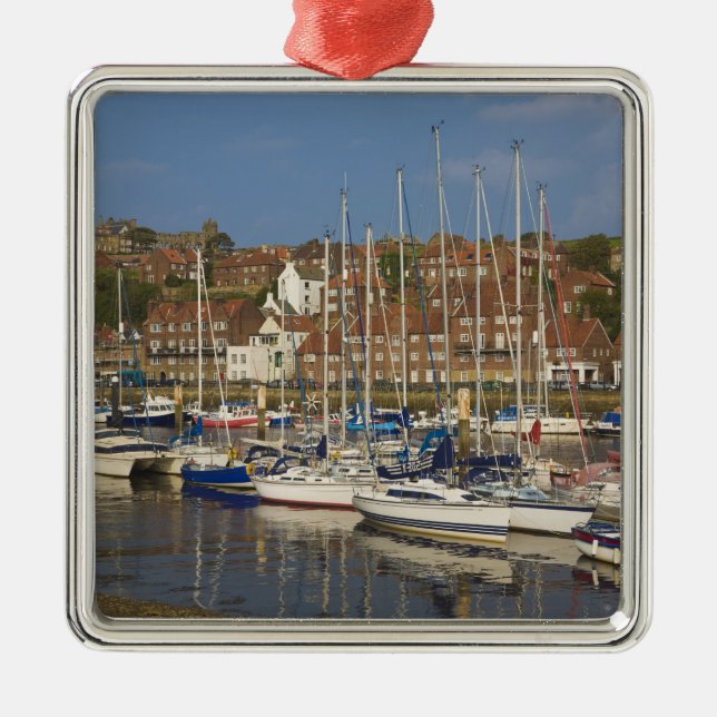 Hamnen, Whitby, North Yorkshire, England Julgransprydnad Metall (Framsidan)