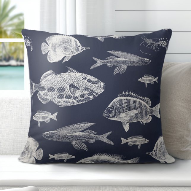 Hampton Fish Blue White Kudde (Discover Gorgeous Coastal Throw Pillows by Totally Coast)