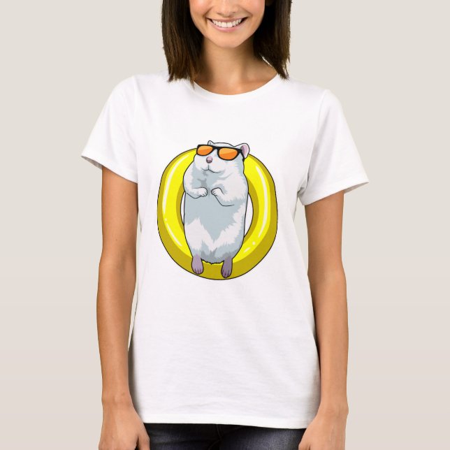 Hamster at Swimming with Swim ring T Shirt (Framsida)