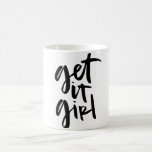 Hämta den tjejen handletts i Mugg<br><div class="desc">Är du #flickchef? Förmodligen. Så du kan inte bara dricka ur mugg, du behöver ett mugg som kan matcha din sassi attityd, ett mugg som inspirerar dig till att döda det på jobbet, äntligen ta det till gymmet eller boka din dubbla på bokat datum i kväll. Eller, du kanske bara...</div>