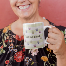 Hämta eget namn på färgade muffinsar för Set Bake Kaffemugg