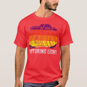 Hämta fotografi för återanvändning av ljusfotograf t shirt