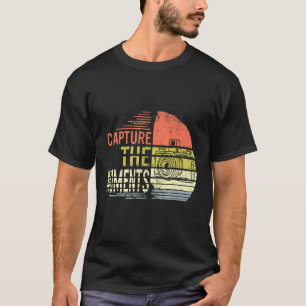 Hämta fotografiet för modern kamera t shirt