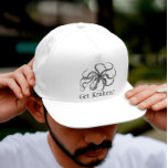 Hämta Kraken Vintage Sea Monster Keps<br><div class="desc">Vintage kraken/ett gigantiskt havsmonster illustrerar med lustig text "ta kraken!" i ett bedrövligt typsnitt.</div>