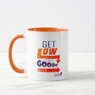 Hämta låg och gå med kaffe mugg