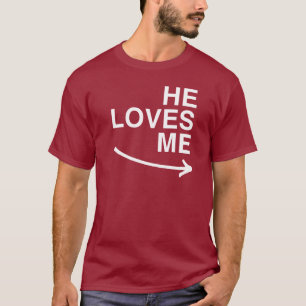 Han älskar mig (höger) - .png tee