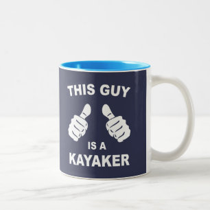 Han är en Kayaker Två-Tonad Mugg