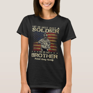 Han är inte bara soldat, han är inte ensam. t shirt