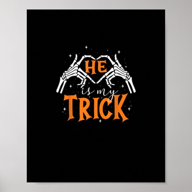 Han är mitt hjärta Skeleton Hand Couple Lycklig Ha Poster (Framsidan)