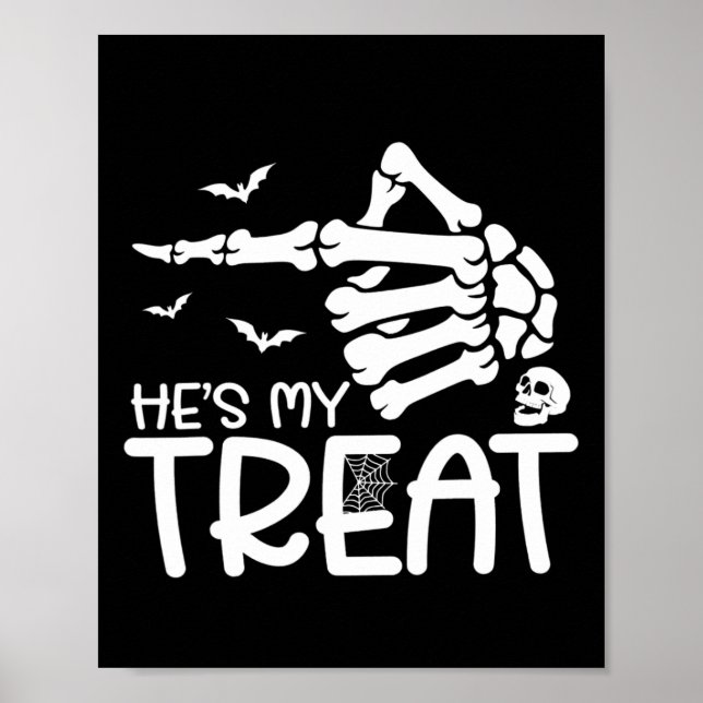 Han är mitt slag. Hon är min grej Halloween Skelet Poster (Framsidan)