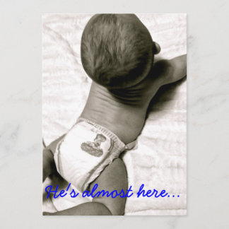 Han är nästan här för att duscha barn. inbjudningar