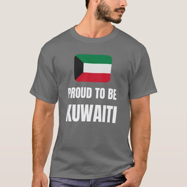 Han är stolt över att vara Kuwaiti T Shirt (Framsida)