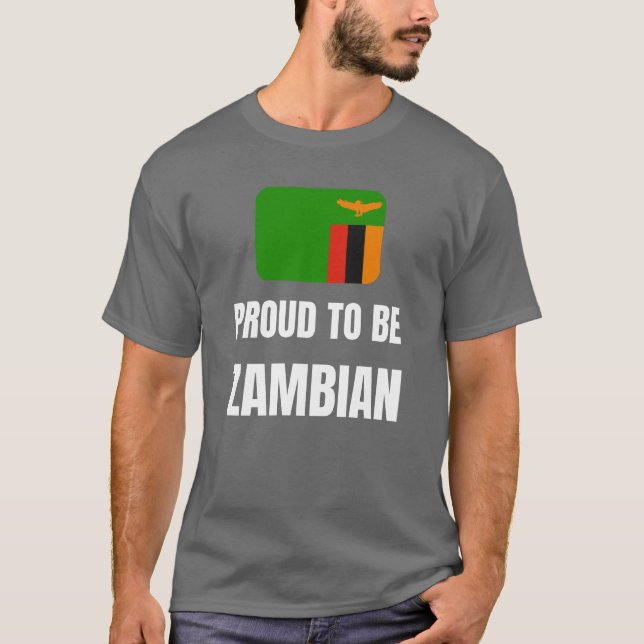 Han är stolt över att vara Zambian T Shirt (Framsida)