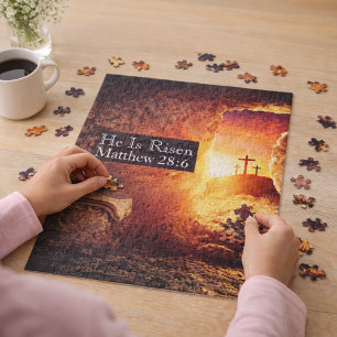 Han är upprest tre Kor tom Grav Påsk Pussel