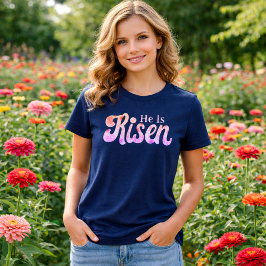 Han är Uppstånden Blommig Påsktypsnitt på Marinblå T Shirt
