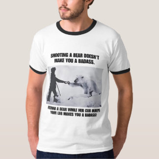 Han blir mer fuskad än du t shirt