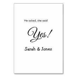 Han frågade henne: ja, förlovning enkel minimal bordsnummer