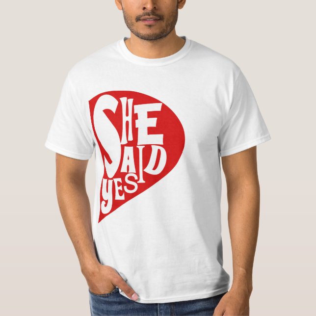 HAN FRÅGADE HON OM JA,FÖRLOVNING T-SHIRT (Framsida)