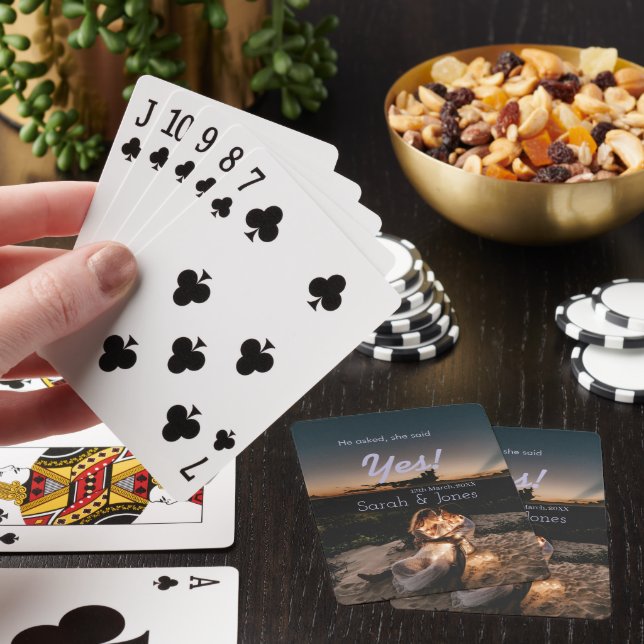 Han frågade hon sa ja förlovning enkel bild blå casinokort (På plats)