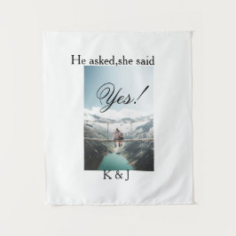 Han frågade hon sa ja förlovningsfoto namn stilren