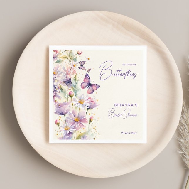 Han ger mig fjärilar bröllopsdusch tryckt pappersservett (He gives me butterflies pastel lavender enchanted garden bridal shower printed template napkins )