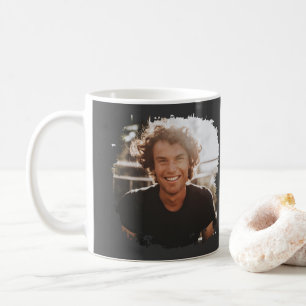 Han gjorde det moderna skriptfotot studenten kaffemugg