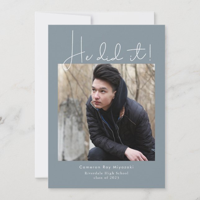 Han gjorde det! Studentfest Photo Inbjudningar (Framsida)