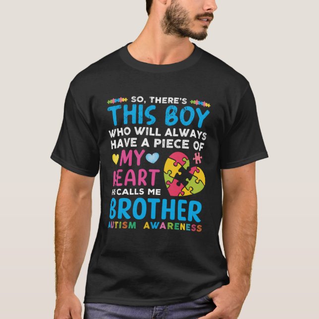 Han kallar mig Brother Autism Awaren T Shirt (Framsida)