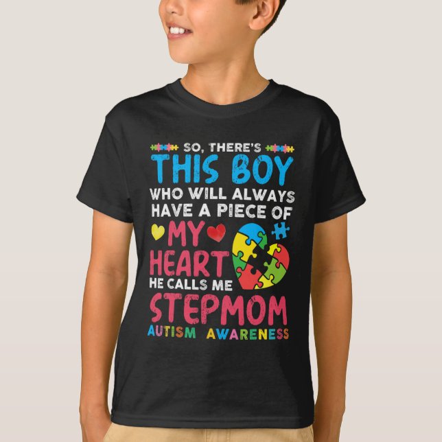 Han kallar mig Stepmamma Autism Awaren T Shirt (Framsida)