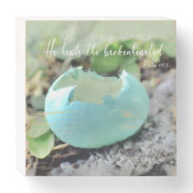 Han läker den brokiga hjärtan