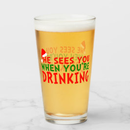 Han ser dig när du dricker glaskopp