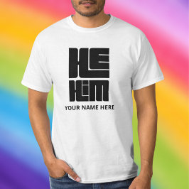 Han var stor, djärv pronouns i svart t shirt