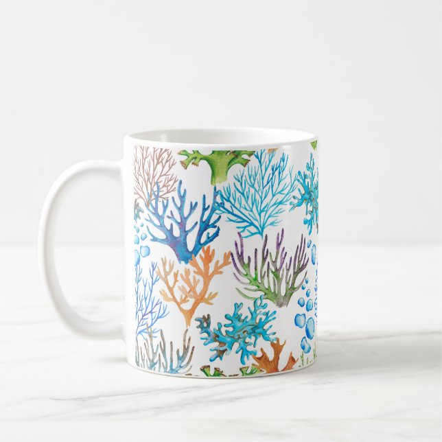 Hand-dragen vattenfärgen sea mönster med koraller. kaffemugg (Vänster)