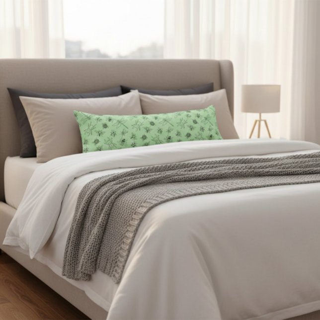 Hand-Drawn Cartoon Insects Pattern  Kroppskudde (Skapare uppladdad)