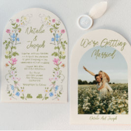 Hand Drawn Floral Summer Arched Photo Wedding Inbjudningar
