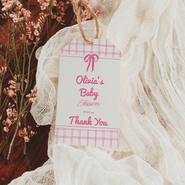 Hand Drawn Pink Gingham Bow Baby Girl Shower Presentetikett (Skapare uppladdad)