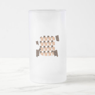 Hand holding a piece of Valentine's chocolate Frostat Ölglas