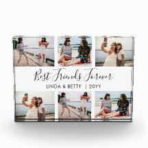 Hand lät sina bästa vänner över 6 fotoblock.