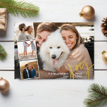 Hand Lettered Joy Peace Kärlek Photo Collage Guld<br><div class="desc">Skicka festliga semesterhälsningar med det här vackra kortet med "Joy" i ett handskrivet kalligrafskript som markeras av dina fyra favoritfoton. (Ändra text till folie silver eller ro guld) På baksidan - lägg till ytterligare foto och anpassningsbar hälsning/not. Eller ta bort och skapa utrymme för en handskriven anteckning. Den här lättförståeliga...</div>