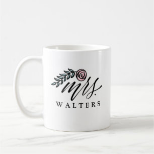 Hand Lettered Mrs Namn Kaffemugg