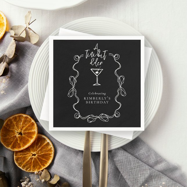 Hand plockade A Tiny Bit Older Black Födelsedagsfe Pappersservett (Skapare uppladdad)