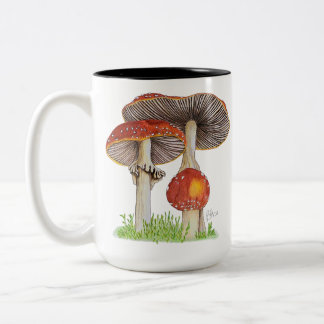 Hand plockade Amanita Muscaria Två-Tonad Mugg